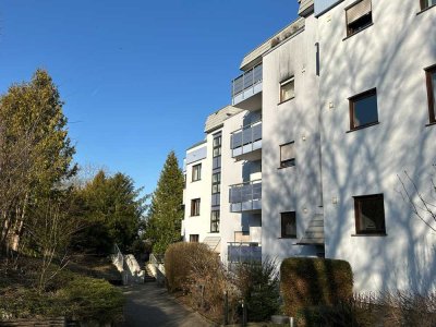 GERLINGEN - GROSSE 4,5-ZIMMER-ETW, TG, 2 BALKONE,  FREI/KURZFRISTIG BEZIEHBAR.