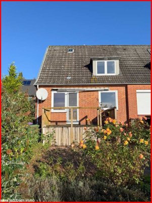 Zentral wohnen mit Aussicht - Reihenendhaus mit Charakter und Entwicklungspotenzial