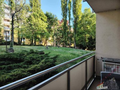 1-Zimmer-Eigentumswohnung mit großer Loggia in zentraler Lage beim Doblhoffteich