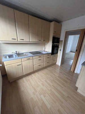 3-Zimmer Wohnung mit Balkon und Küche im 1. OG in Hamm-Mitte