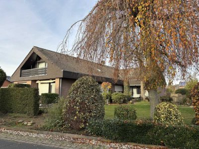 Vollunterkellertes Zweifamilienhaus in einer beliebten Wohnlage in Goch