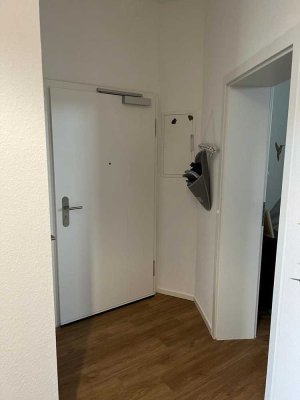 Neuwertige 3-Zimmer-Wohnung mit Balkon und EBK in Hannover