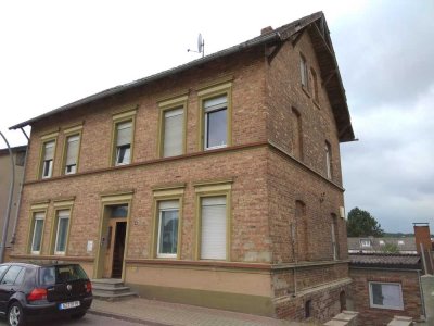 3,5 Zimmer 85 m² Etagen-Eigentumswohnung mit XXL Garage, Garten, Partyraum, Hobbyraum und mehr!  +++