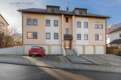 Charmante 4-Zimmer-Dachgeschosswohnung mit Balkon, Garage und großem Dachspeicher