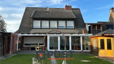 Großes EFH bzw. ZFH mit Südgrundstück in unverbauter Lage - zentral