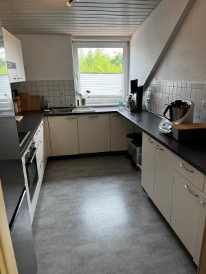 Attraktive 3-Zimmer-Dachgeschosswohnung mit geh. Innenausstattung mit EBK in Villingen-Schwenningen