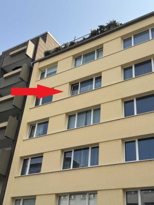 1-Zimmer-Wohnung (sanierungsbedürftig) mit Tiefgaragenstellplatz  im Belgischen Viertel