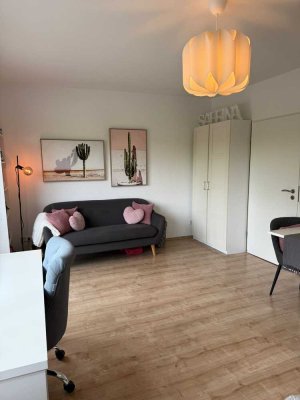 Schöne 1-Zimmer-Wohnung mit Balkon und EBK im Kreuzviertel