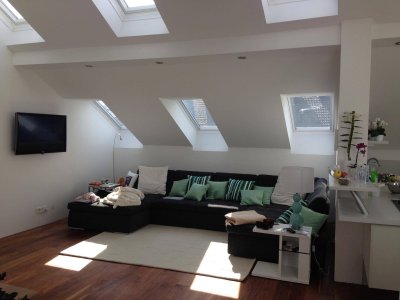 Stilvolle Dachgeschosswohnung mit außergewöhnlicher Dachterrasse