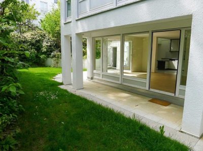 Bezugsfreie Traumwohnung mit eigenem Garten und Terrasse