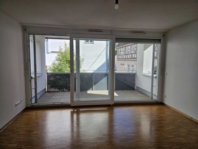Erstbezug nach Sanierung: 1,5-Zi.-Wohnung mit Balkon in Fellbach