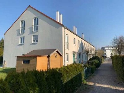***Wohnen, wo andere Urlaub machen – Charmantes Reihenhaus nahe Kulkwitzer See***