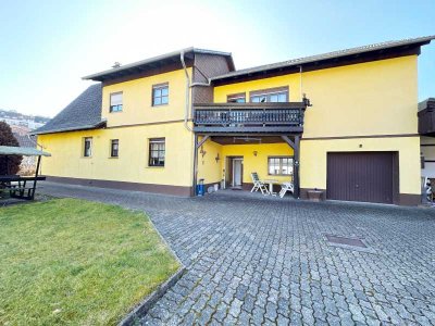 Wohnen wo andere Urlaub machen. Gepflegtes Familienhaus mit ideenreichem Potenzial in idyllischer La