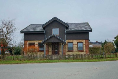 Einfamilienhaus mit Scheune und Ausbaureserve in Klappholz zu verkaufen!