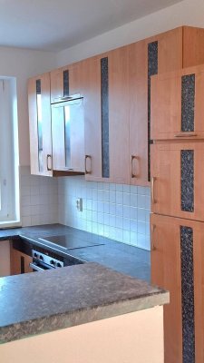 Provisionsfrei !!! Moderne 3-Zimmer, 70 m2 Wohnung mit Balkon und Parkplatz in Bad Vöslau