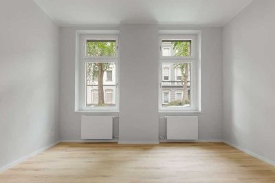 ERSTBEZUG: Kernsanierte Wohnung mit Einbauküche!