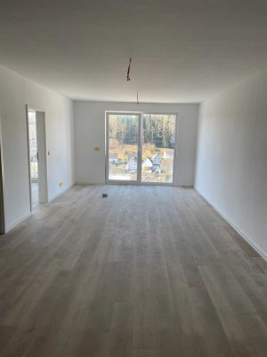 Stadtnah im Grünen wohnen: 2 ZKB www.wohnpark-wildrose.de