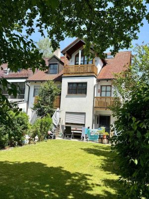 Traumhaftes, sonnendurchflutetes Dachgeschoß-Juwel in München-Waldtrudering