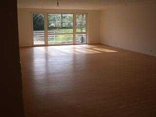 Grosse offene und lichtdurchflutete Wohnung in Bockum