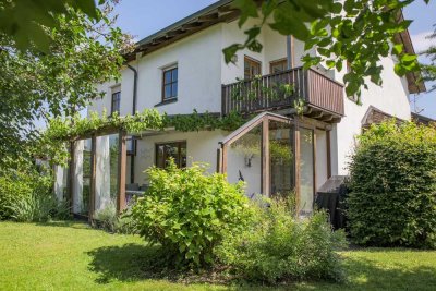 Gepflegte und großzügige Doppelhaushälfte in ruhiger Lage