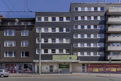 Renovierte 2-Zimmer-Balkonwohnung in zentraler Lage