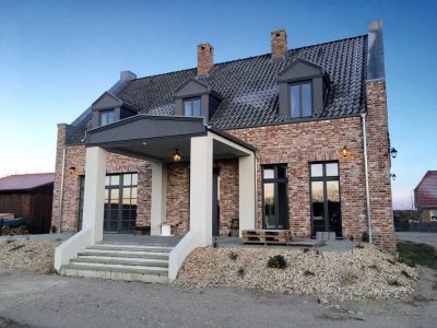 Idyllisches Einfamilienhaus im englischen Landhausstil Vermietung