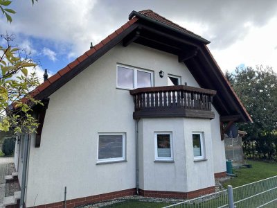Helle 4-Zimmer Dachgeschosswohnung mit Balkon in Jena-Maua