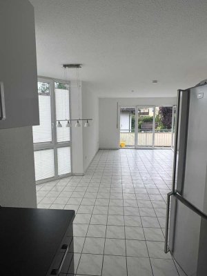 Exklusive 3-Raum-Wohnung mit Balkon und EBK in Starnberg-Söcking