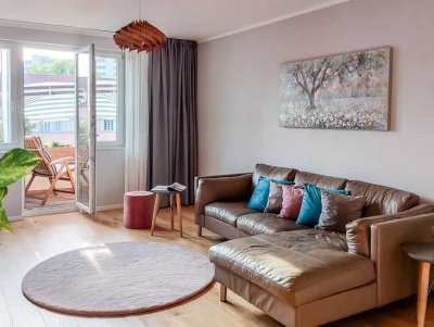 HOMESK - Bezugsfreie, kernsanierte 3-Zimmer-Wohnung mit Südwest-Balkon, 2 Bädern & Wohnküche