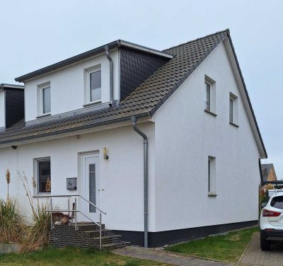 ab 01.08.25 günstige 3-Raum-Doppelhaushälfte in Bergen auf Rügen