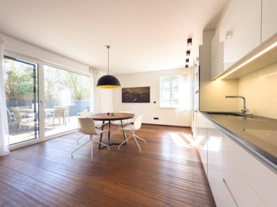 LA MAISON MORZG | DIE perfekte Stadtwohnung | Edle Garten-Maisonette mit Design-Interieur | 2 Parkplätze