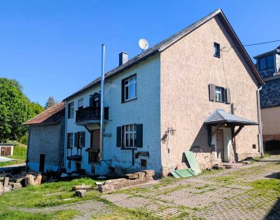 Zweifamilienhaus in idyllischer Lage von Föritz