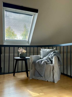 Exklusive möblierte 2 - Zimmer Wohnung über zwei Ebenen - von Privat!