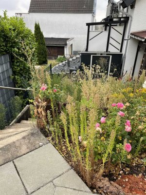 Freundliche 3-ZKB, G-WC, Terrasse, Garage  in Weitersburg
