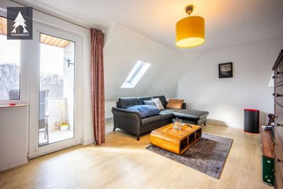 Wohlfühl-Dachgeschosswohnung mit zwei Balkonen & PKW-Stellplatz