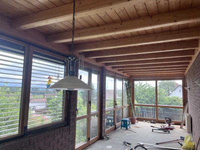 Charmantes, frisch renoviertes Haus mit Garten, Wintergarten & Garage  – nur 15 km von Basel!