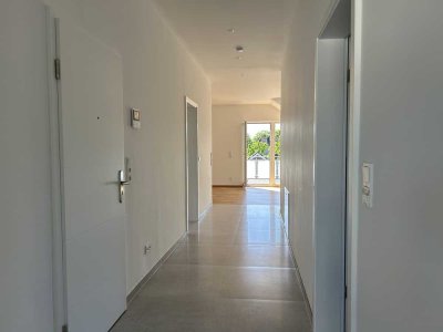 Helle 3,5-Zimmer-Wohnung im DG mit Balkon in attraktiver Lage – Erstbezug nach DG-Ausbau!