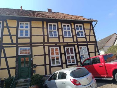 Historischer Charme trifft Komfort: Traumwohnung mit eigenem Garten im Herzen von Eldagsen