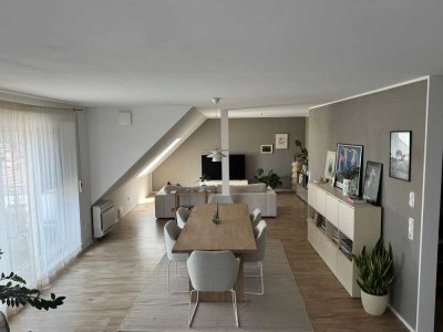 Lichtdurchflutete Maisonette Wohnung mit Dachterasse zur Miete in Bruchsal