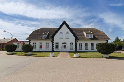 Vier-Zimmer-Dachgeschosswohnung in ländlicher Umgebung