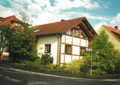 Attraktives Einfamilienhaus mit großem Garten ab 01.09.2025 zu vermieten