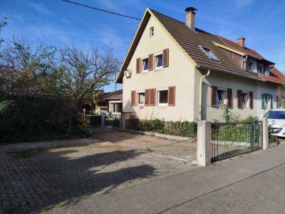 kein Traumhaus - Handwerkerobjekt in super Lage in Emmendingen (Erbpachtgrundstück)