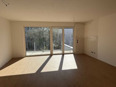 2-Zimmer-Wohnung mit Terrasse und Garten