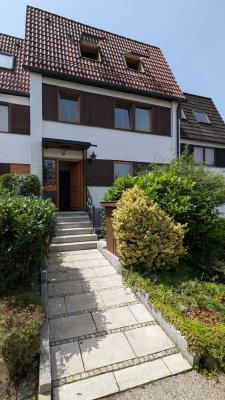 Ansprechendes 4-Zimmer-Reihenhaus in Holzkirchen