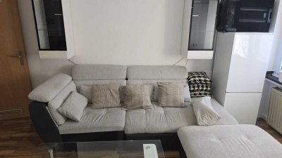 2-Zi voll modern Möbliert in ruhigem Mehrfammilienhaus