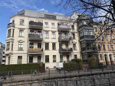 Direkt am Elstermühlgraben - Tolle 4 Zi.-Whg. mit 2 Balkonen, kleiner Gartenanteil - vermietet!