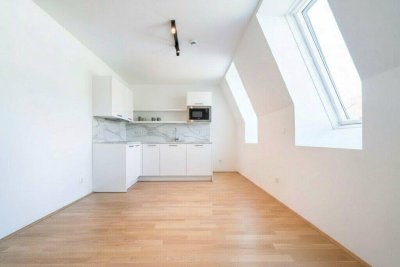 Kompakte 2-Zimmer DG-Wohnung