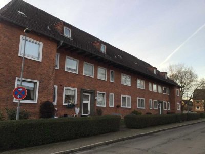 Modernisierte 3-Zimmer-Wohnung mit Tageslichtbad