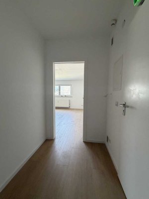 Kernsanierte 3-Zimmer-Maisonette im Dachgeschoss mit Aufzug in begehrter Lage von Pempelfort