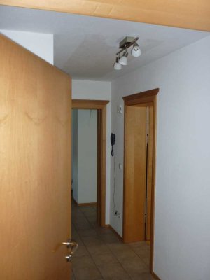 Ansprechende und gepflegte 2-Raum-EG-Wohnung mit Terasse und EBK